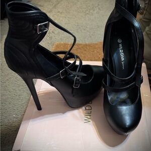 Wild Diva Black Strappy Heels